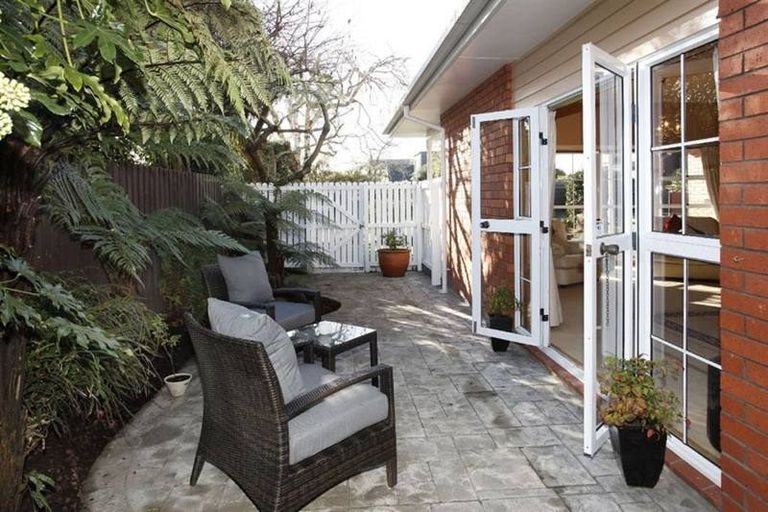 Photo of property in 6 Pasadena Place, Harewood, Christchurch, 8051