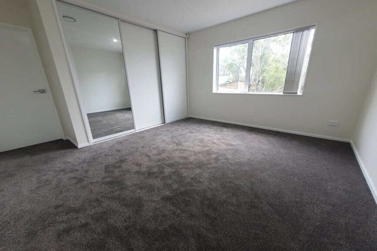 Photo of property in 83a Glengarry Road, Glen Eden, Auckland, 0602