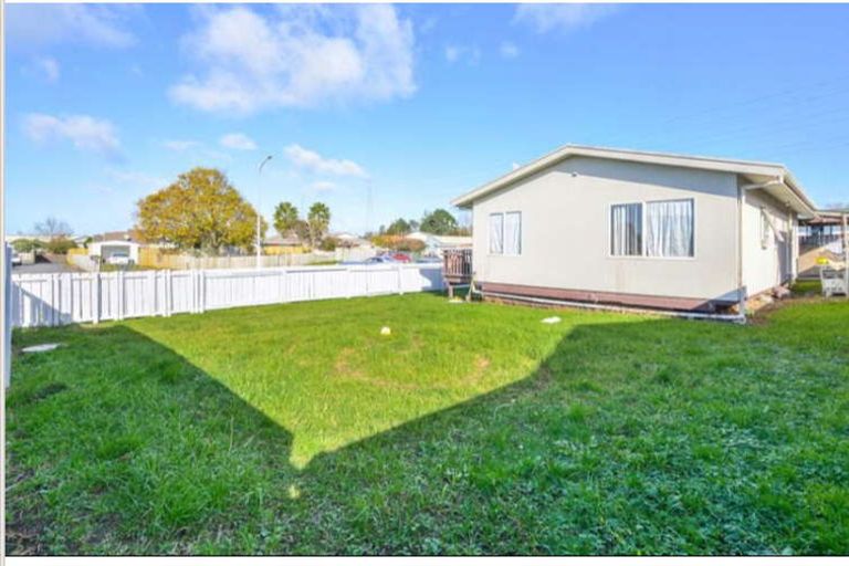 Photo of property in 5/43 Trimdon Street, Randwick Park, Auckland, 2105