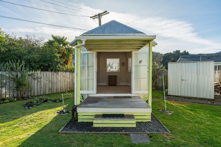 Photo of property in 24 Ngatai Street, Taumarunui, 3920