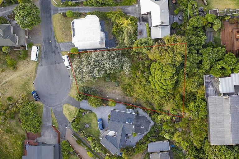 Photo of property in 19 Groves Road, Raumati Beach, Paraparaumu, 5032