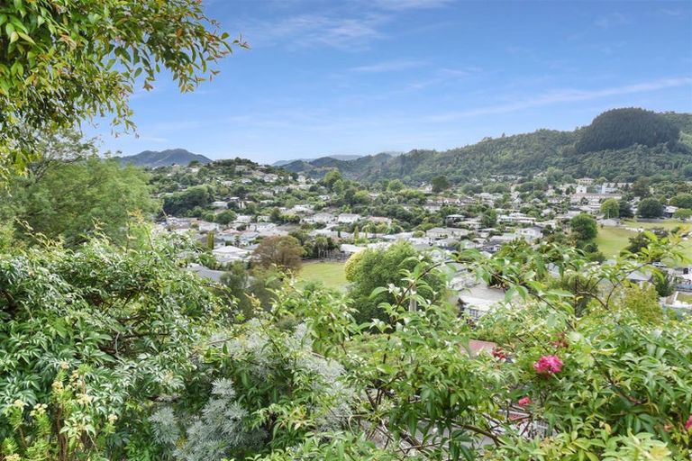 Photo of property in 1/210 Saint Vincent Street, Toi Toi, Nelson, 7010