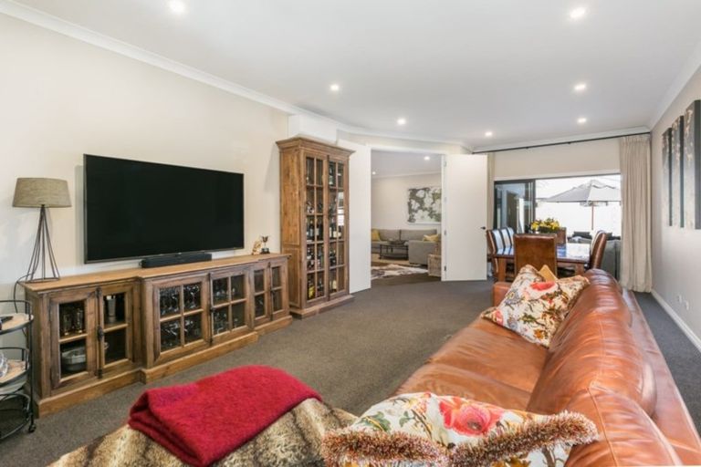 Photo of property in 7 Pelorus Avenue, Poraiti, Napier, 4112