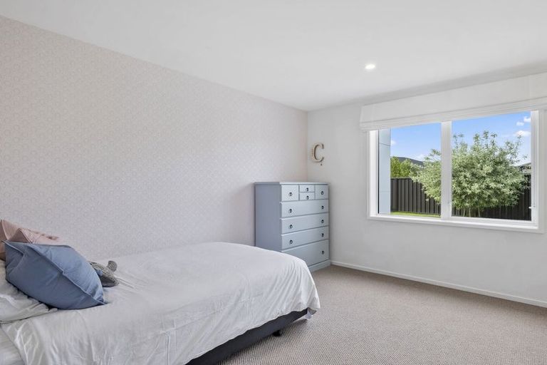 Photo of property in 14 Silver Springs Boulevard, Mosgiel, 9024