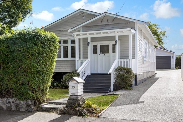 Photo of property in 25 Lambeth Road, Mount Eden, Auckland, 1041