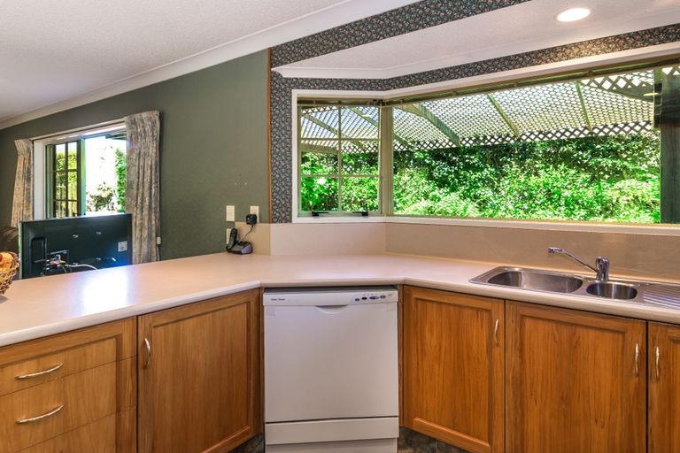 Photo of property in 29 Kenrigg Road East, Kinloch, Taupo, 3377