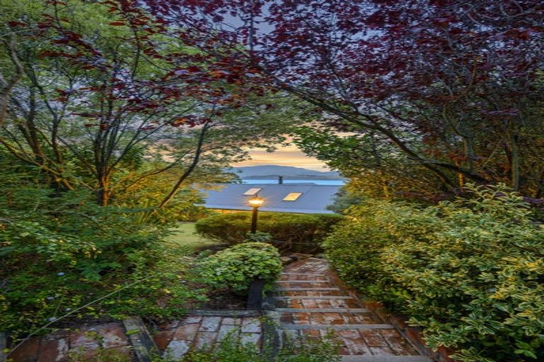 Photo of property in 2 Cass Bay Place, Cass Bay, Lyttelton, 8082
