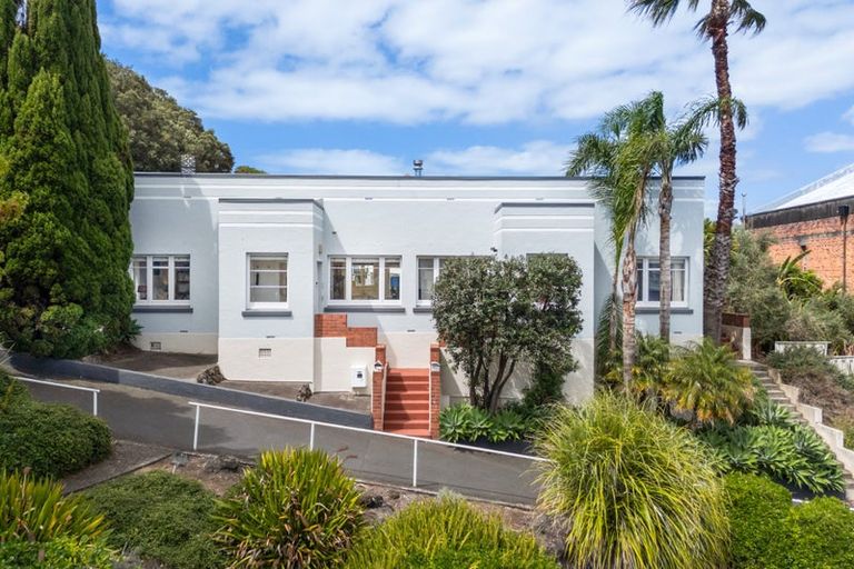 Photo of property in 3/64 Victoria Road, Devonport, Auckland, 0624