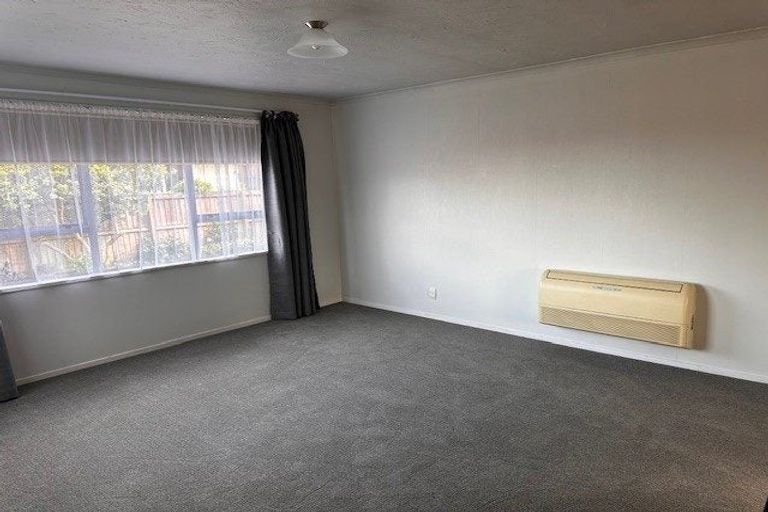 Photo of property in 8 Mayo Place, Belfast, Christchurch, 8051