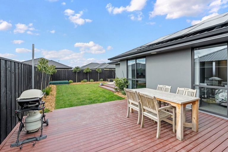 Photo of property in 11 Kotua Street, Woodend, 7610