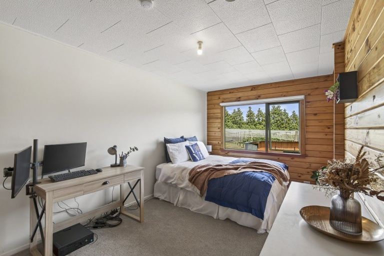 Photo of property in 280 Corbett Road, Paraite, New Plymouth, 4373