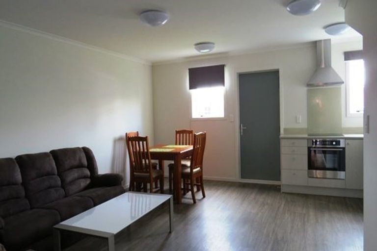 Photo of property in 9 Chiefs Court, Hamilton East, Hamilton, 3216