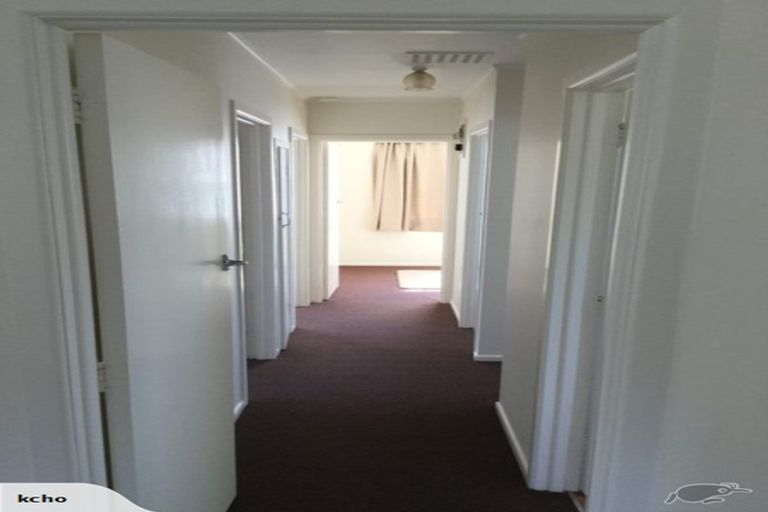 Photo of property in 2/25 Nutsey Avenue, Northcote, Auckland, 0627