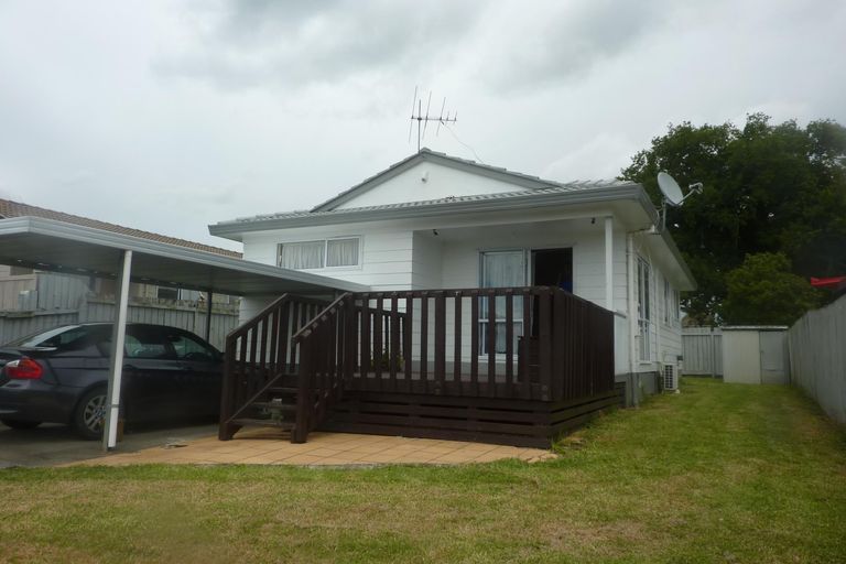 Photo of property in 1/12 Norrie Smith Avenue, Flat Bush, Auckland, 2023