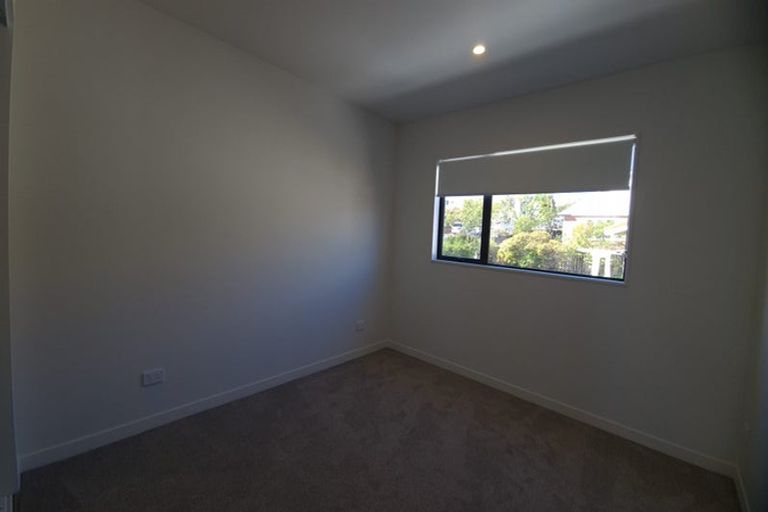 Photo of property in 15 Walsall Street, Addington, Christchurch, 8024