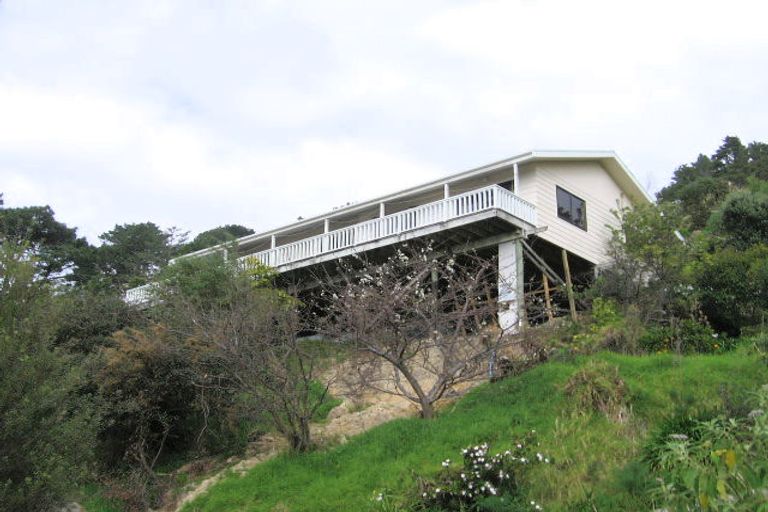 Photo of property in 7 Christine Terrace, Hahei, Whitianga, 3591