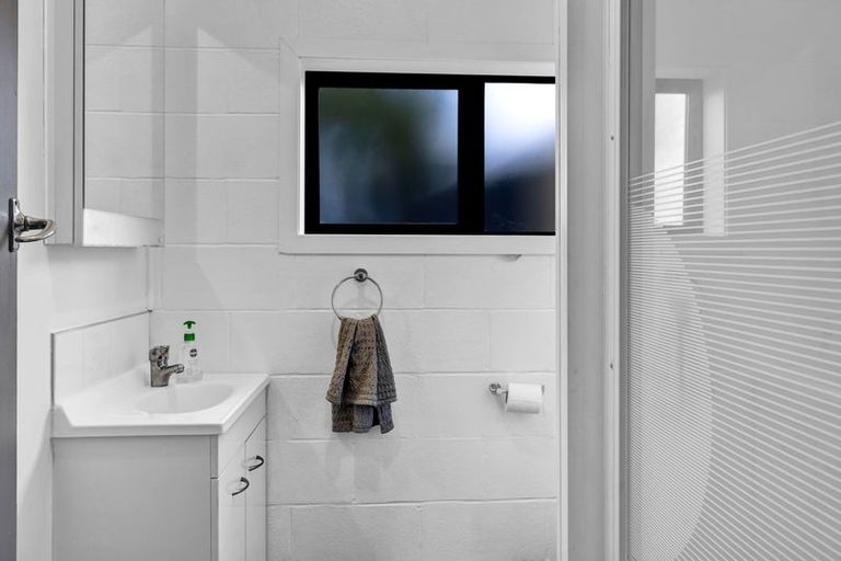 Photo of property in 35 Collins Street, Hawera, 4610