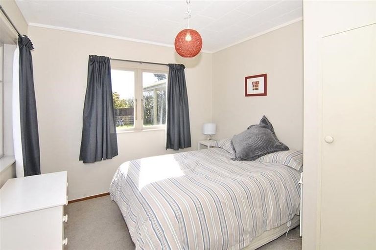 Photo of property in 44 Ohariu Road, Johnsonville, Wellington, 6037