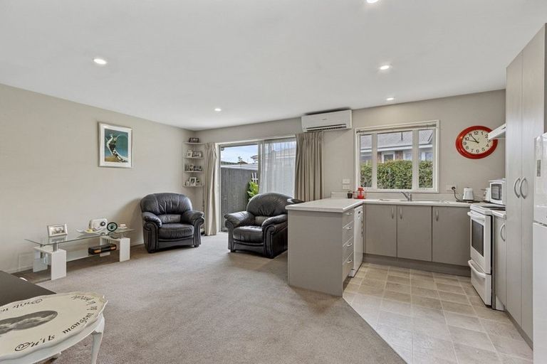Photo of property in 11/446 Ferry Road, Woolston, Christchurch, 8023