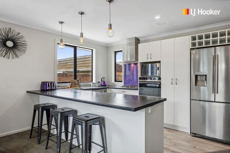 Photo of property in 35 Thorn Street, Caversham, Dunedin, 9012