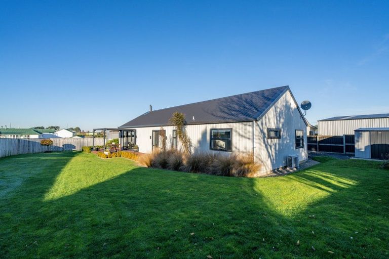 Photo of property in 73 Kilmarnock Street, Wallacetown, 9816