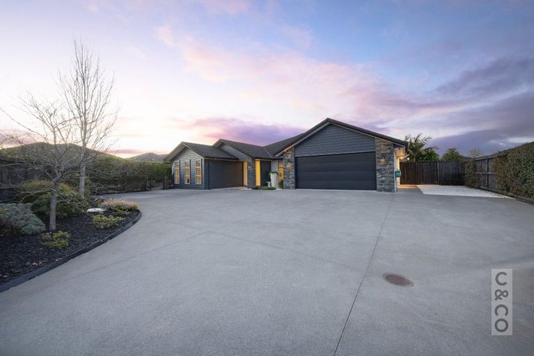 Photo of property in 19 Riverhead Point Drive, Riverhead, 0820