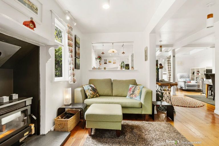 Photo of property in 4 Tyne Street, Island Bay, Wellington, 6023