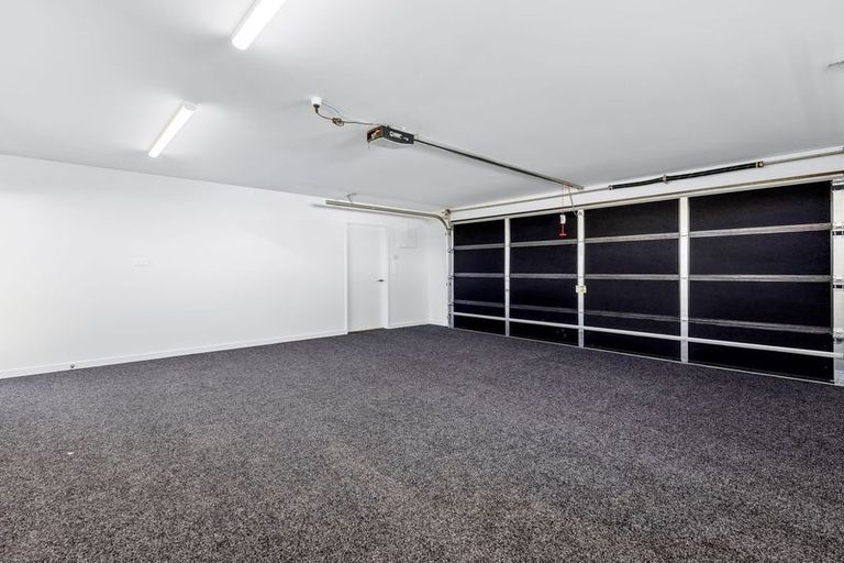 Photo of property in 16 Falcons View Drive, Rolleston, 7615