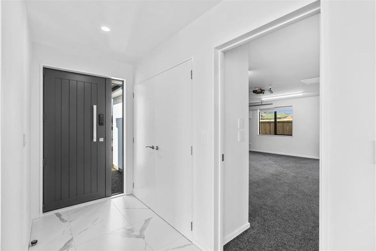 Photo of property in 5 Matamoe Drive, Halswell, Christchurch, 8025