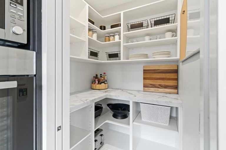 Photo of property in 23 Luxembourg Crescent, Halswell, Christchurch, 8025