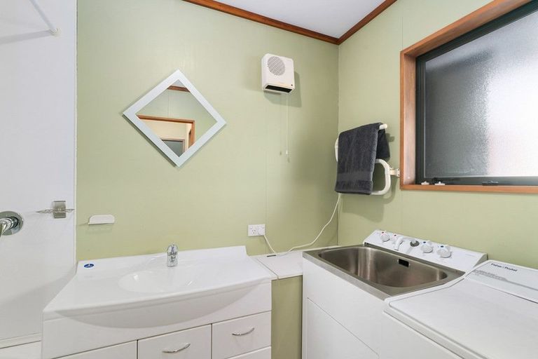 Photo of property in 21a Aeolus Place, Wanaka, 9305