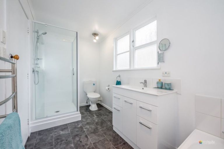 Photo of property in 13 Wood Street, Wallaceville, Upper Hutt, 5018