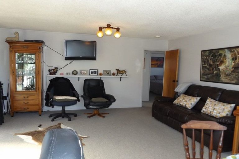 Photo of property in 4 Kimihia Road, Huntly, 3700