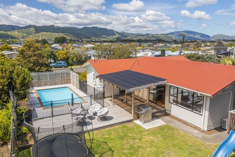 Photo of property in 89 Martin Road, Paraparaumu Beach, Paraparaumu, 5032