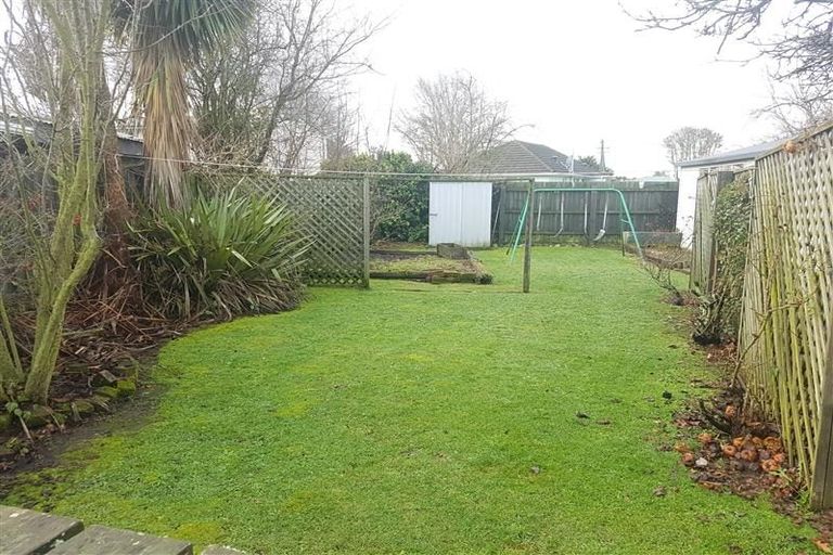 Photo of property in 30 Guildford Street, Burnside, Christchurch, 8053