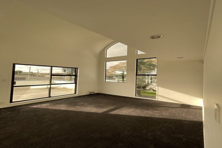 Photo of property in 32a Elliot Street, Howick, Auckland, 2014