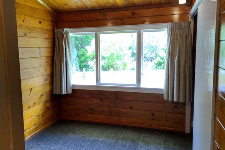 Photo of property in 2/54 Akatarawa Road, Brown Owl, Upper Hutt, 5018