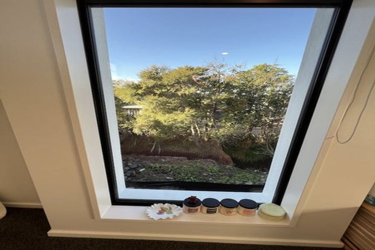 Photo of property in 19 Kinloch Street, St Albans, Christchurch, 8014