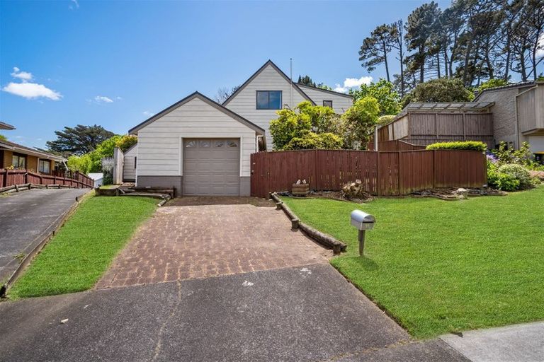 Photo of property in 16 Janome Place, Bucklands Beach, Auckland, 2014