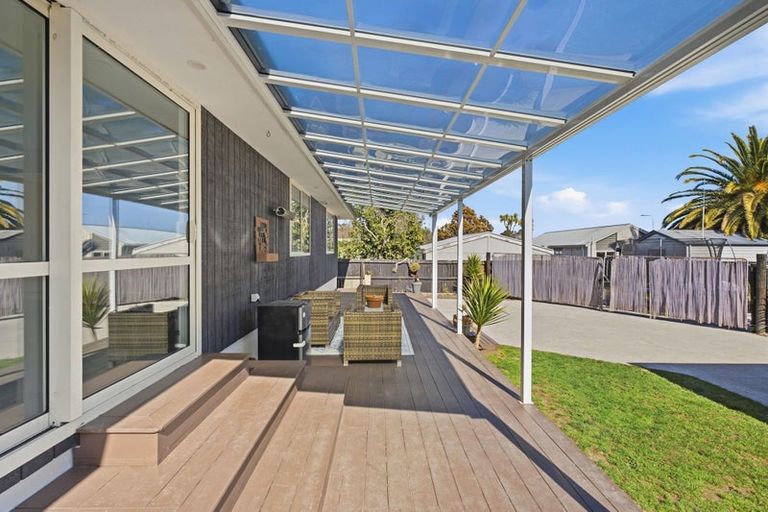 Photo of property in 58 Orrick Crescent, Avondale, Christchurch, 8061