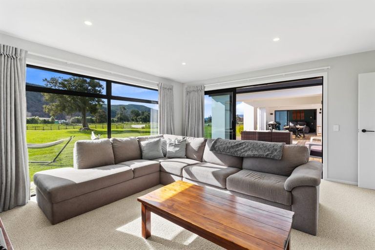 Photo of property in 51 Pigeon Valley Road, Wakefield, 7025