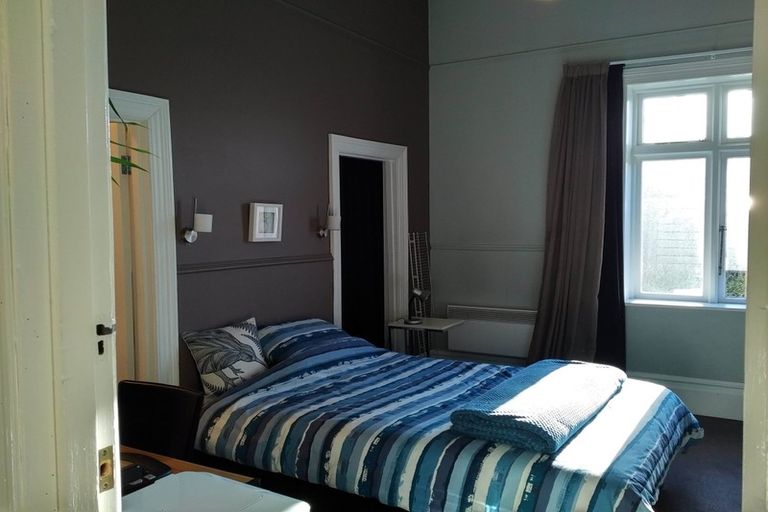 Photo of property in 1 Beach Street, Saint Clair, Dunedin, 9012