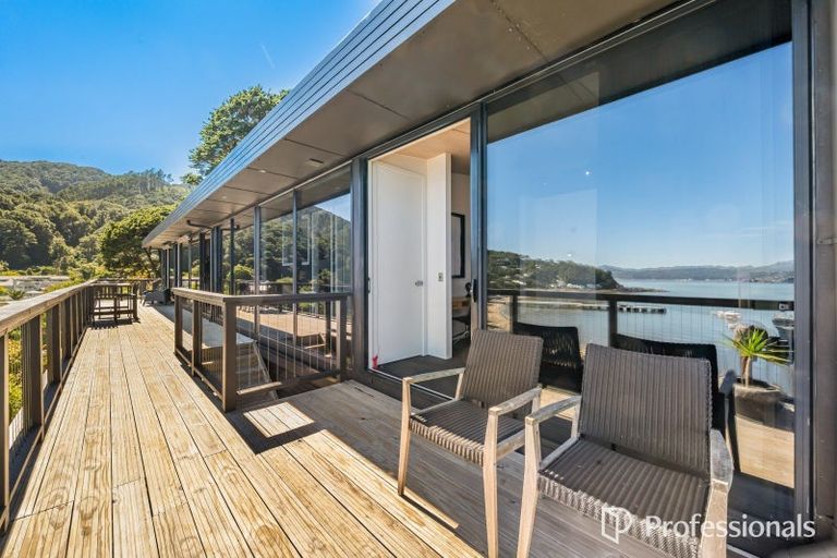 Photo of property in 616b Marine Drive, Days Bay, Lower Hutt, 5013