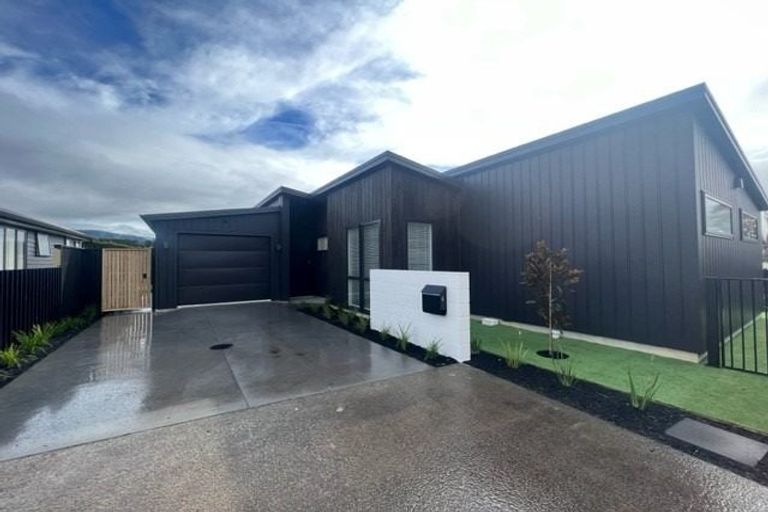 Photo of property in 4 Tanuku Lane, Te Puke, 3119