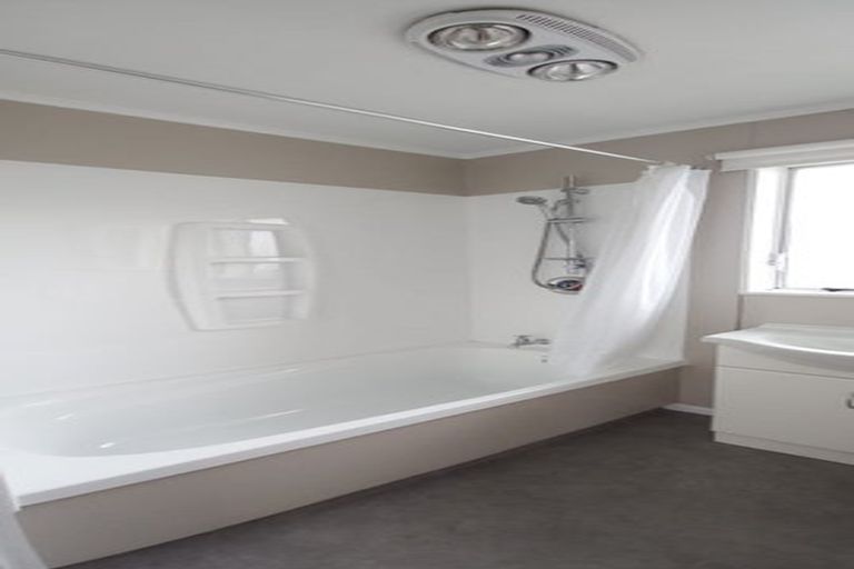 Photo of property in 2 Oak Street, Masterton, 5810