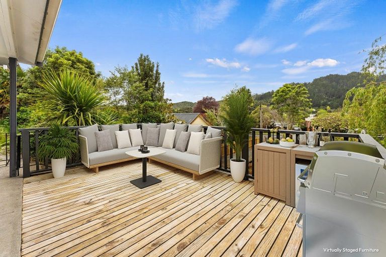Photo of property in 24 Jocelyn Crescent, Pinehaven, Upper Hutt, 5019