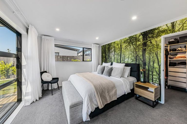 Photo of property in 2 Poroporo Lane, Wainui, Silverdale, 0992