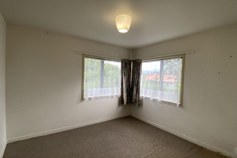 Photo of property in 6 Clarrie Wills Way, Otara, Auckland, 2025