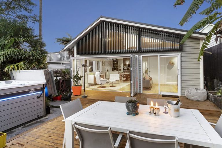 Photo of property in 27 Georgina Street, Freemans Bay, Auckland, 1011