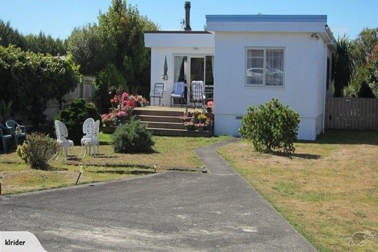 Photo of property in 24 Kaka Road, Raumati Beach, Paraparaumu, 5032